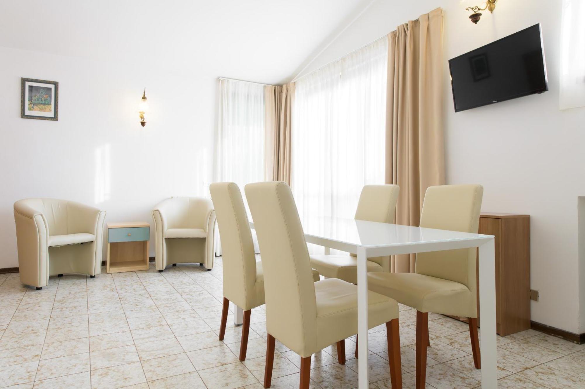 Residence Oasi ลีโมเนซุลการ์ดา ภายนอก รูปภาพ